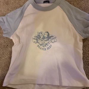 Brandy Melville cropped angel tee
